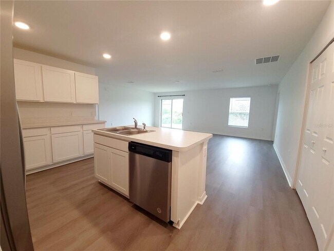 Foto del edificio - 14639 SW 24th Court Rd