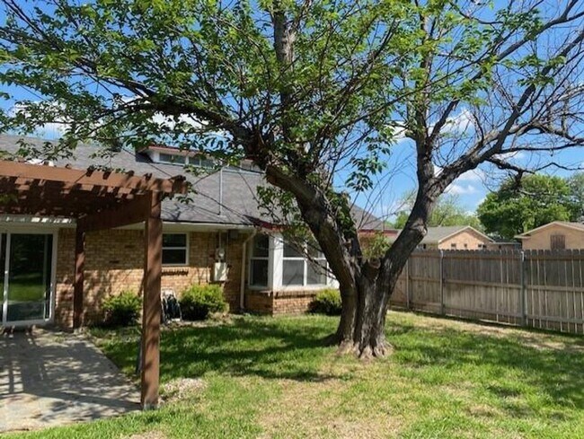 Photo - READY NOW! COME CHECK IT OUT! House