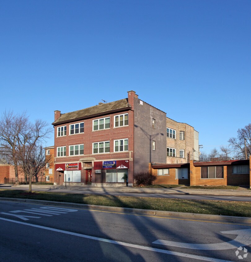 407409 W 144th St, Riverdale, IL 60827 Apartments in Riverdale, IL