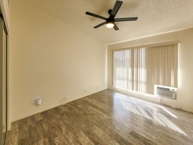 Building Photo - 2BR / 2Bath - Townhouse Rental in Ewa Beach!