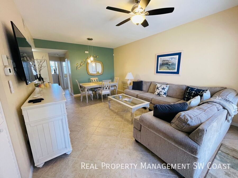 Primary Photo - 15449 Bellamar Cir
