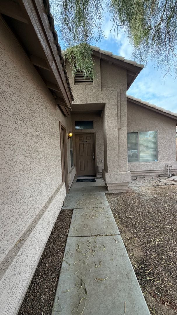 Foto del edificio - Freshly Painted 3 bedroom/2 bathroom Peoria Home!