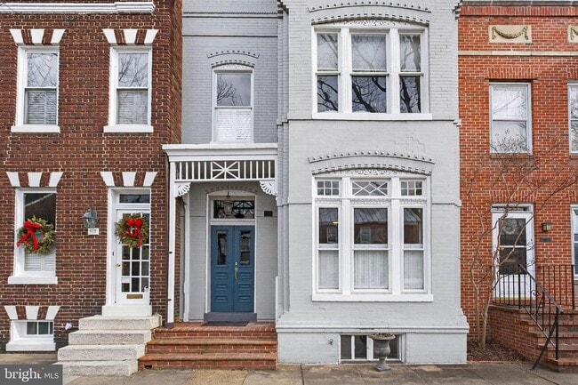 Building Photo - 515 N Columbus St