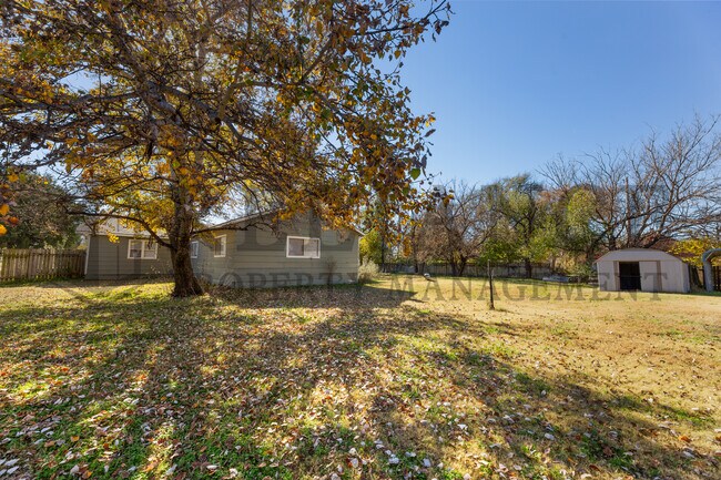 Foto del edificio - 1823 S Hiram St