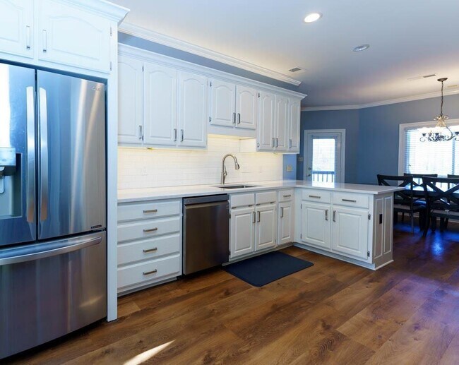 Foto del edificio - 734 Gable Ln