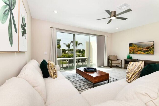 Foto del edificio - 7909 Draw St