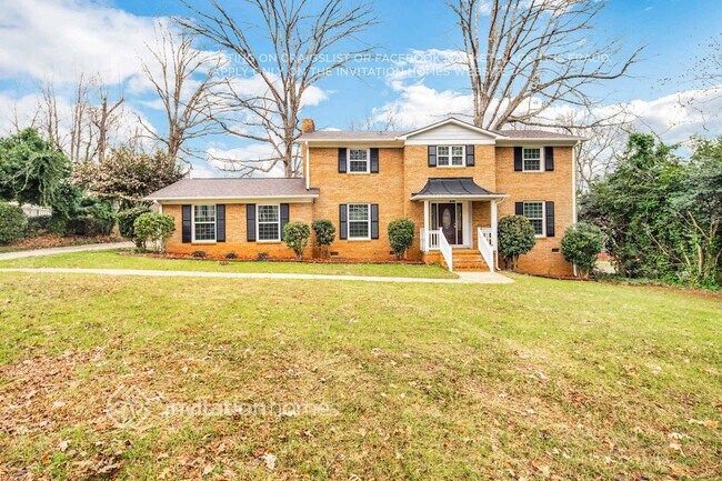Foto del edificio - 6613 Fairlawn Rd
