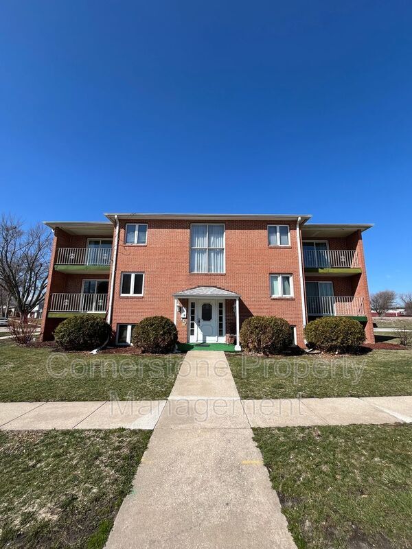 Primary Photo - 454 N 27th St
