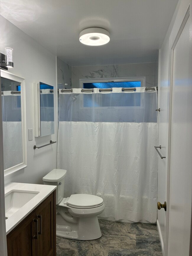 Building Photo - 79 Tiffany Ave