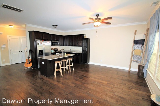 Foto del edificio - 12304 Huntersville-Concord Rd