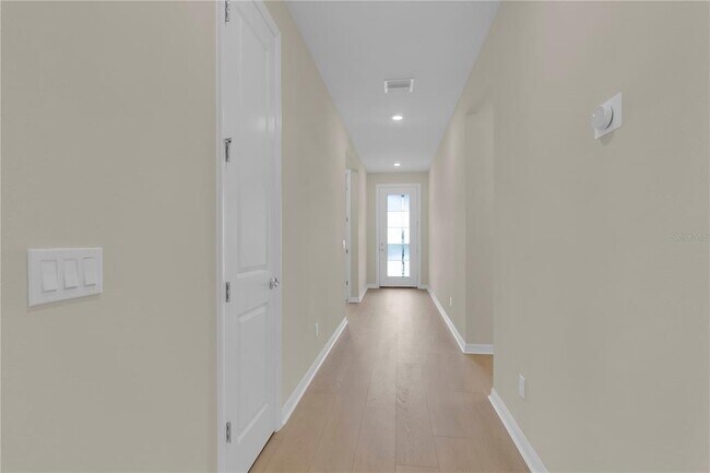 Foto del edificio - 2261 Mossy Vine Ave