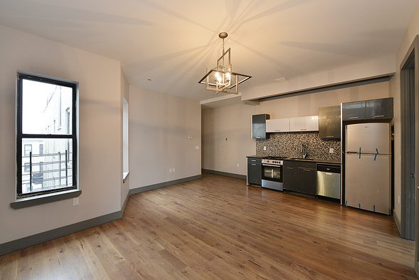 Foto principal - 1059 Bergen St