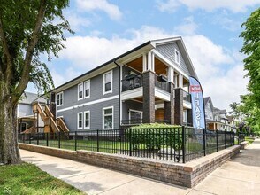 Building Photo - 2645 N College Ave