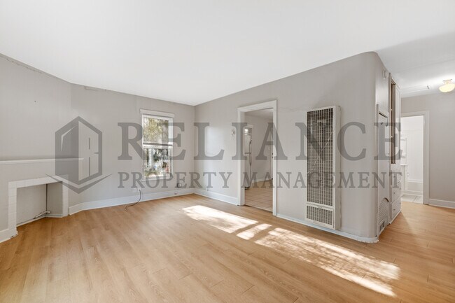 Foto del edificio - 1554 N Salina Ave