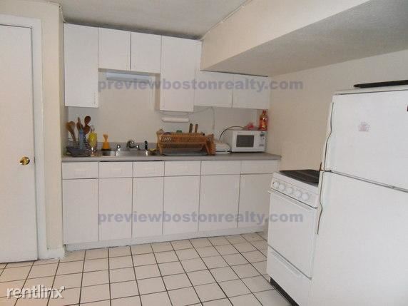 Building Photo - 12 Vinal St