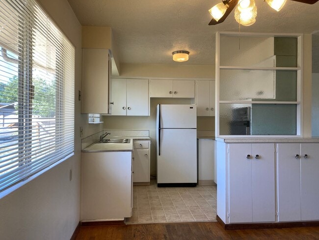 Building Photo - purvis03