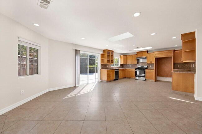 Foto del edificio - 4420 Lowell Ave