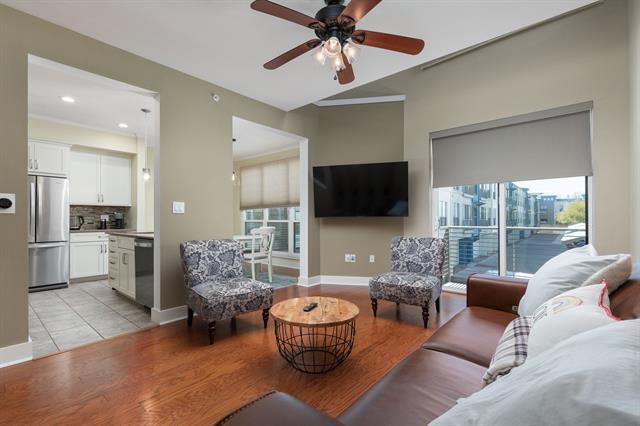 Foto del edificio - 4414 Cedar Springs Rd