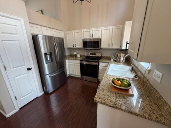 Building Photo - "4-Bedroom Home with 2.5 Baths in Picturesque Highlands Ranch! - Large private back yard!"