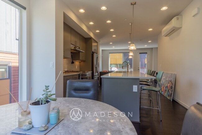 Building Photo - One Month Free Rent! - Spacious Bryant Hei...