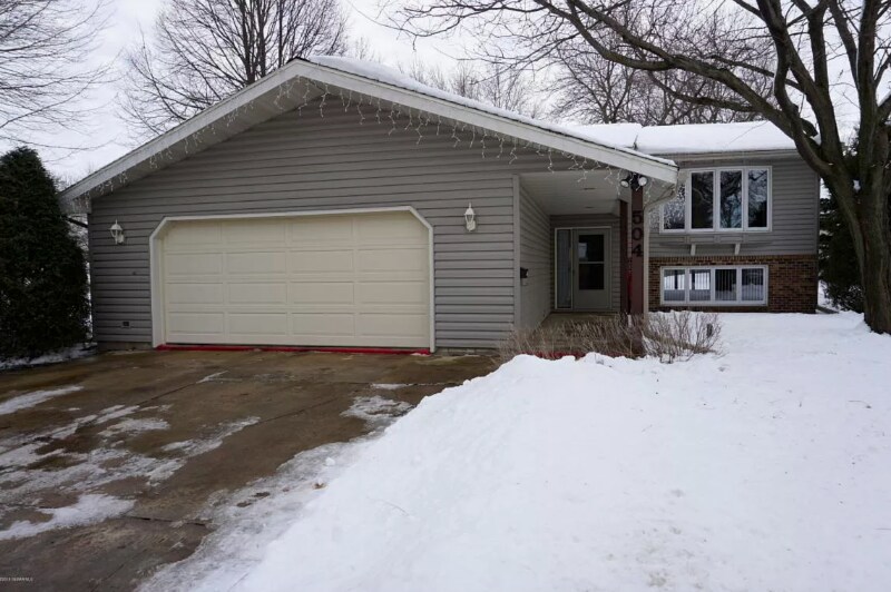 504 3rd Ave SW, Kasson, MN 55944 House Rental in Kasson, MN