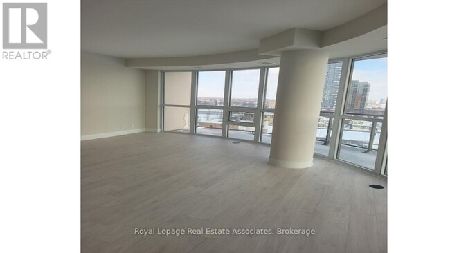 Building Photo - 15 Lynch St