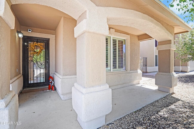 Building Photo - 11004 Ray Mena Ln