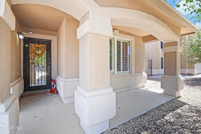 Foto del edificio - 11004 Ray Mena Ln