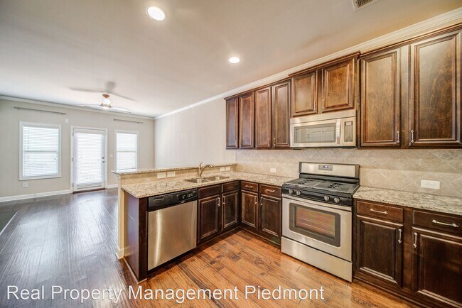 Building Photo - 3 br, 3.5 bath House - 2259 Lavista Court NE