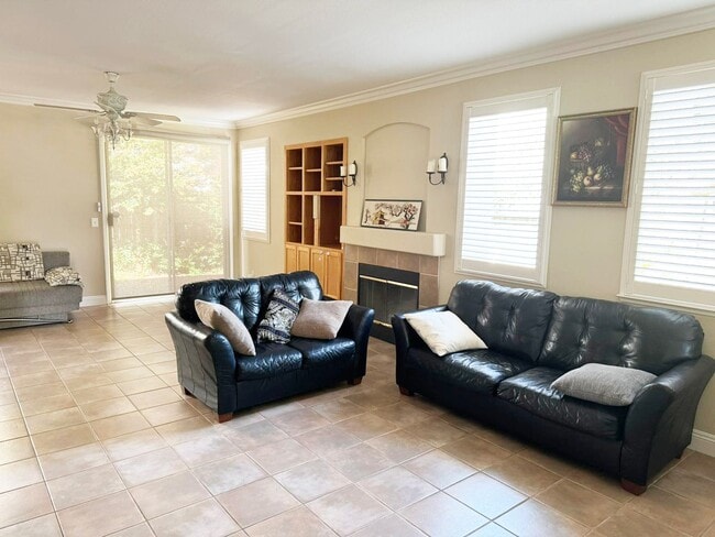Building Photo - Home for Rent in Carmichael, CA