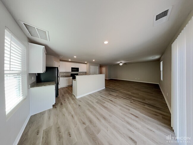 Building Photo - 701 Crackling Court Zebulon NC