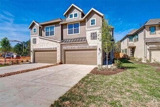 Building Photo - 315 N Spotted Fern Dr