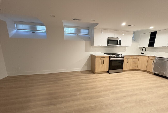 Foto del edificio - 1875 N Dayton St