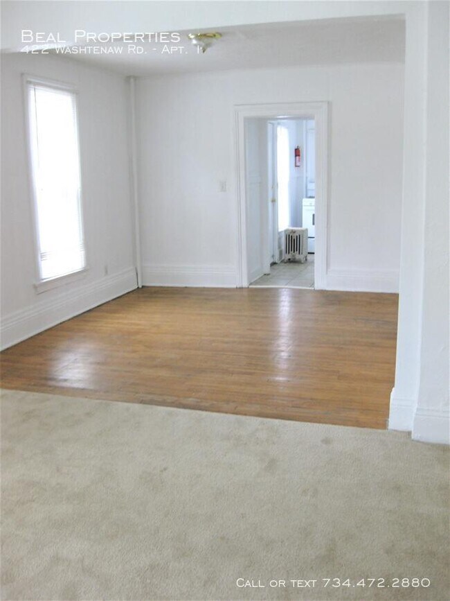 Building Photo - 422 Washtenaw Ave