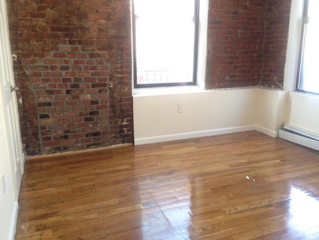 Foto del edificio - 941 Willoughby Ave