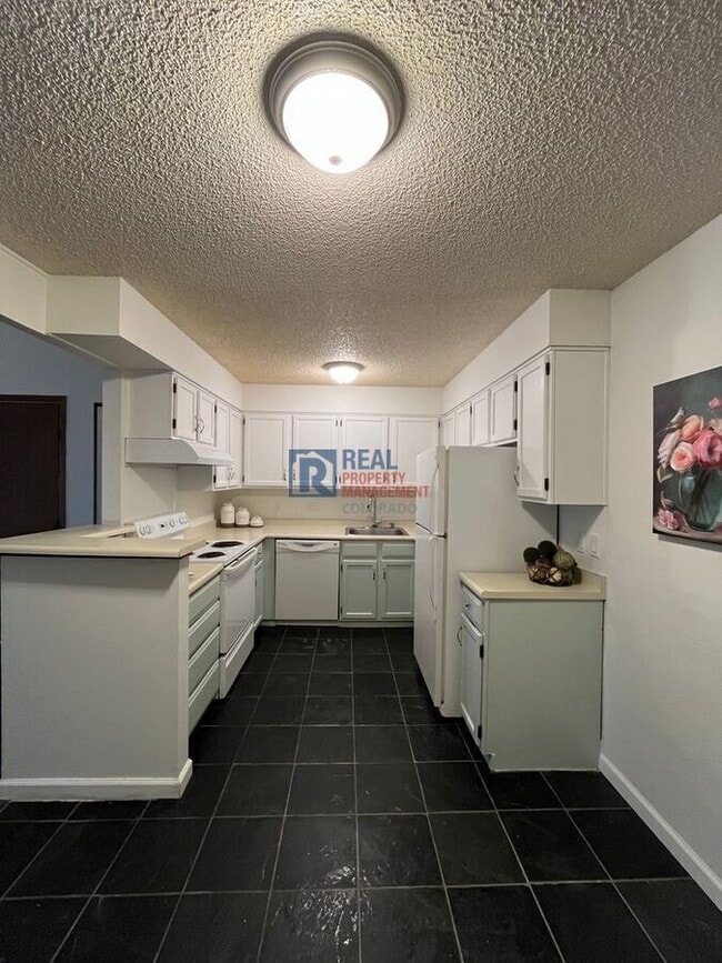 Foto del edificio - 3344 S Ammons St