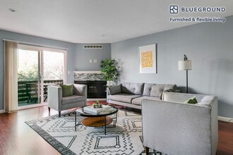 Building Photo - 235 Arlington Rd