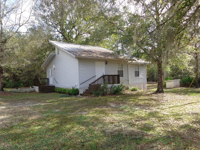 Foto del edificio - 3329 NE County Rd 234