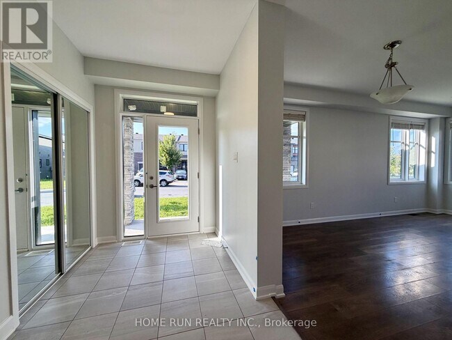 Building Photo - 1009 Ballyhale Hts