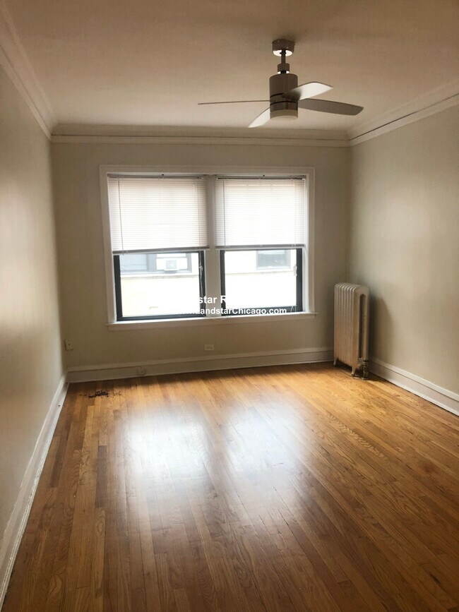 Building Photo - 4746 S Woodlawn Ave