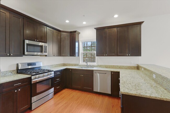 Building Photo - 2782 Monticello Ln