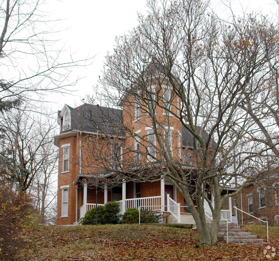 Foto del edificio - 229 N Sandusky St