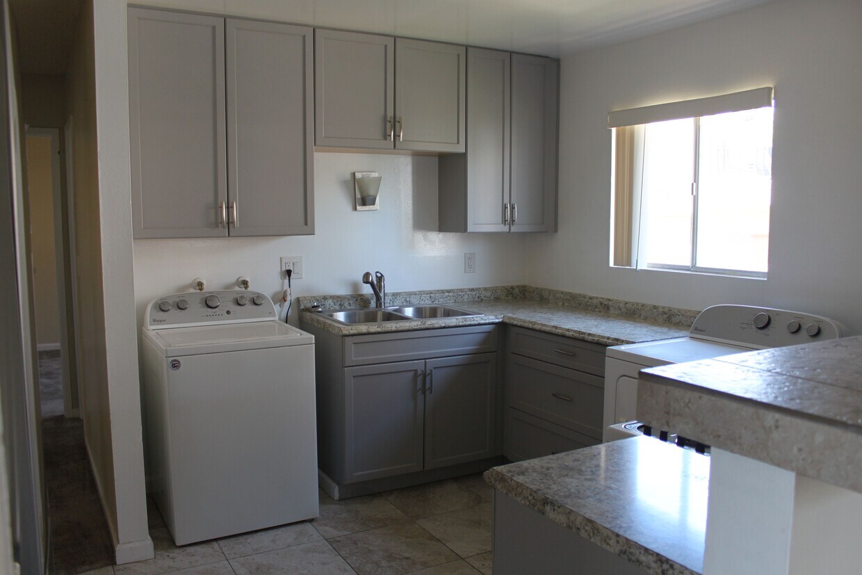Foto principal - 2705 Ripley Ave