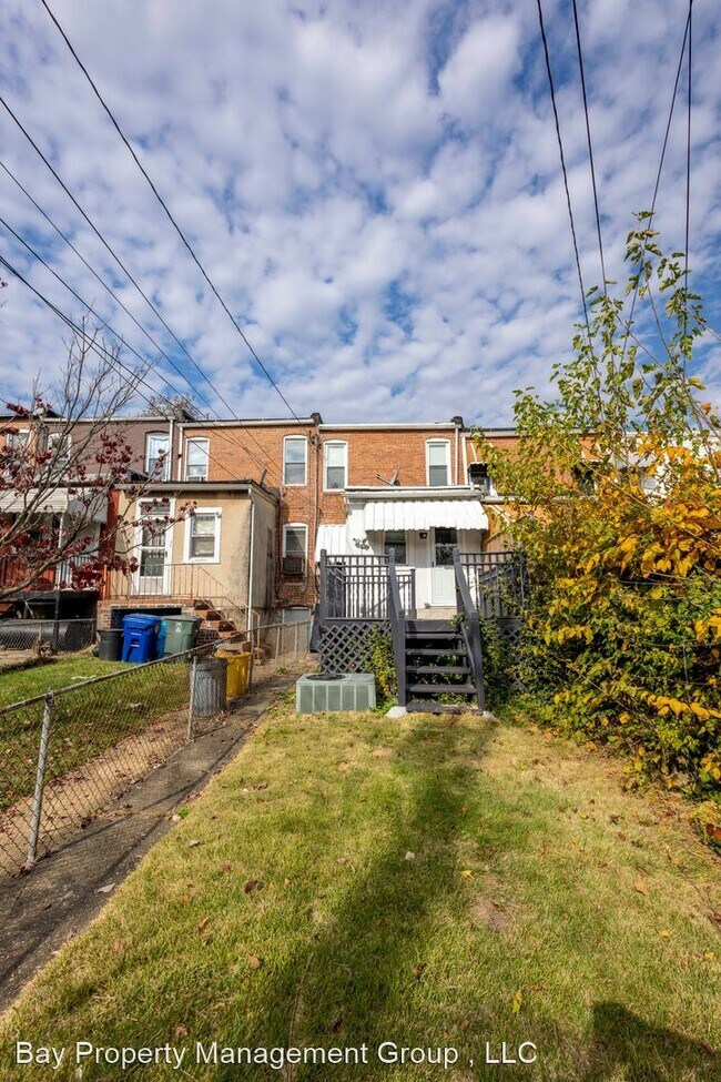 Foto del edificio - 2 br, 2 bath House - 4415 Kavon Ave