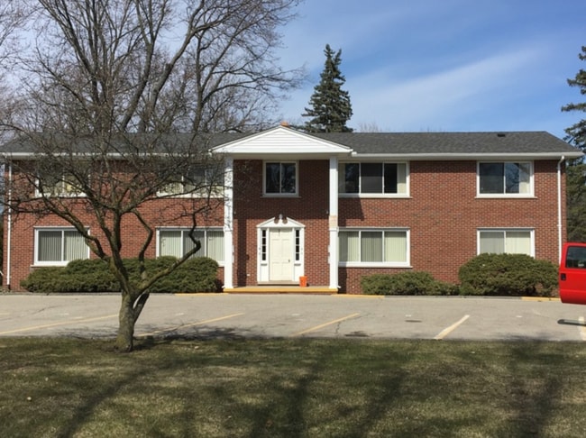 Building Photo - 51611 Mound Rd