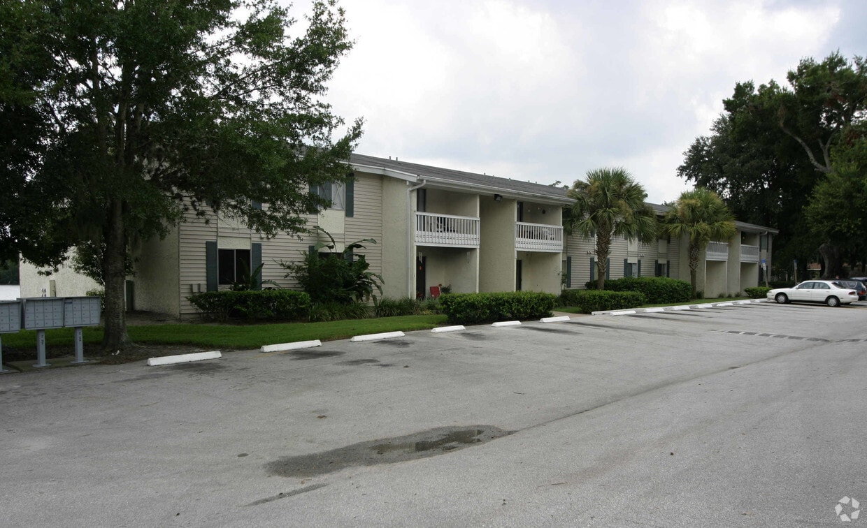 Sutton Place Townhomes Townhomes for Rent Altamonte Springs, FL
