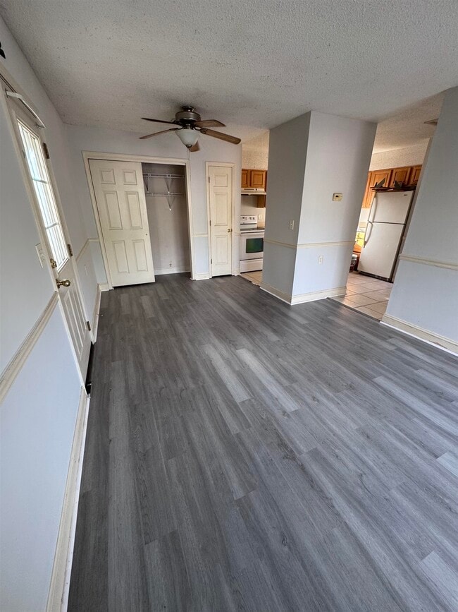 Building Photo - 1432 SC-544