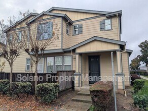 Building Photo - 1613 Centennial Dr