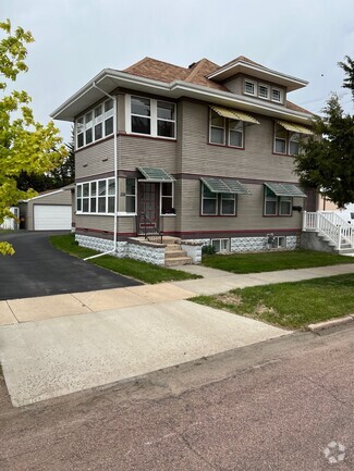 Building Photo - 114 N Kimball St