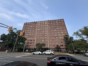 Building Photo - 1225 John F. Kennedy Blvd